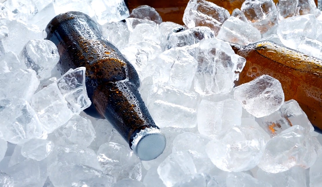 Do Ice Makers Keep Ice Frozen? The Chilling Truth